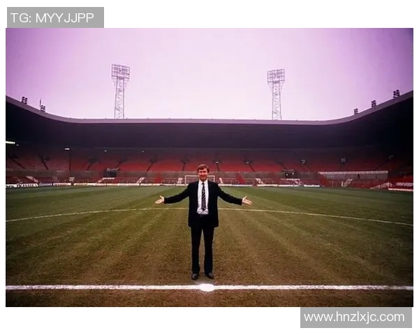 巴拉托尼足球明星的传奇之路与辉煌成就探秘 巴拉托尼足球明星的传奇之路与辉煌成就探秘